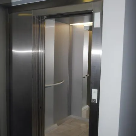 Kyriad - Netreville 3* Évreux