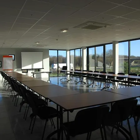 Kyriad - Netreville 3* Évreux