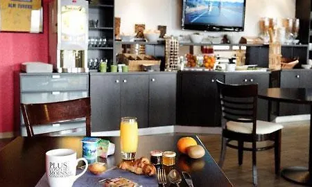 Kyriad - Netreville Hotel