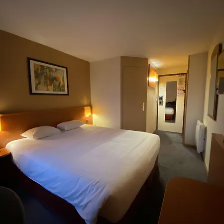 Hotel Kyriad - Netreville 3*