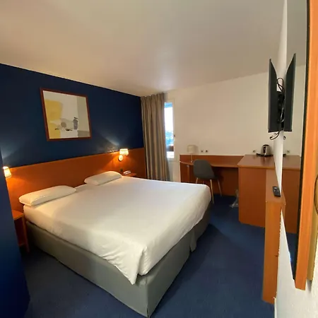 Kyriad - Netreville Hotel 3*
