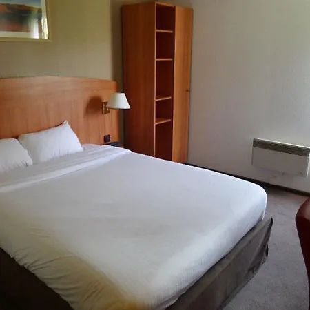 Kyriad - Netreville Hotel Évreux