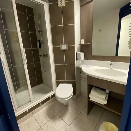 Hotel Kyriad - Netreville 3*