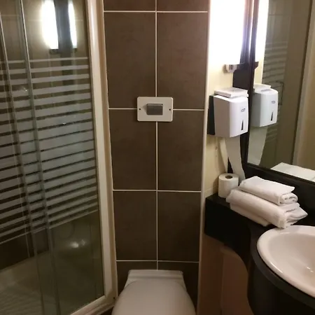 Kyriad - Netreville 3*