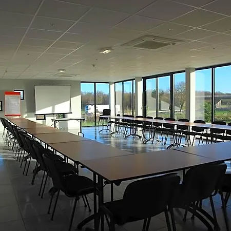 Hotel Kyriad - Netreville Évreux