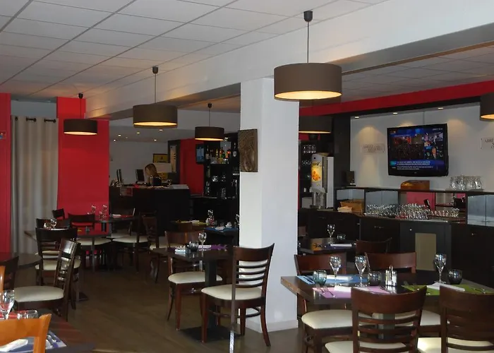 Hotel Kyriad - Netreville