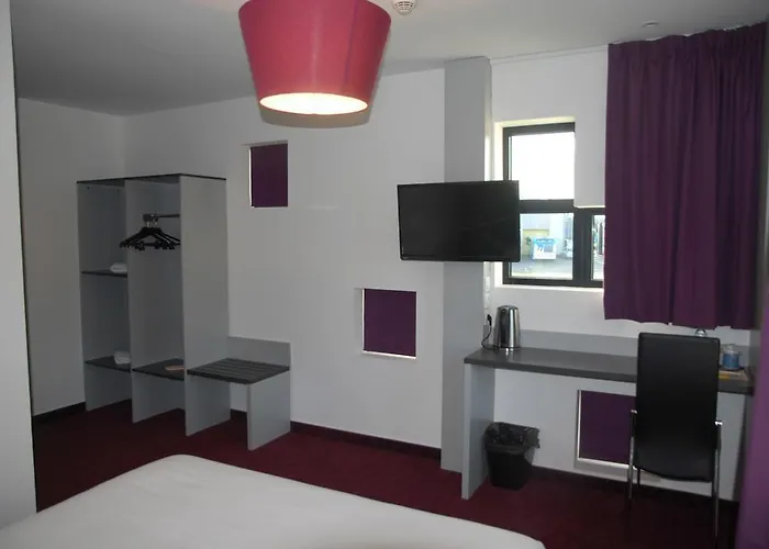 Kyriad - Netreville Hotel Evreux