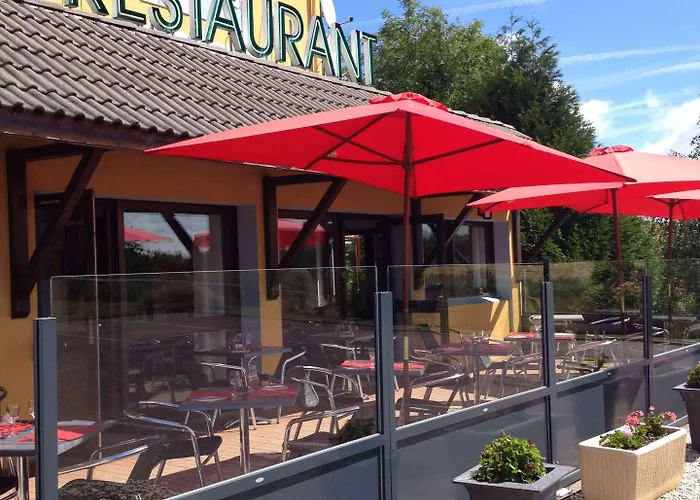 Hotel Kyriad - Netreville 3*