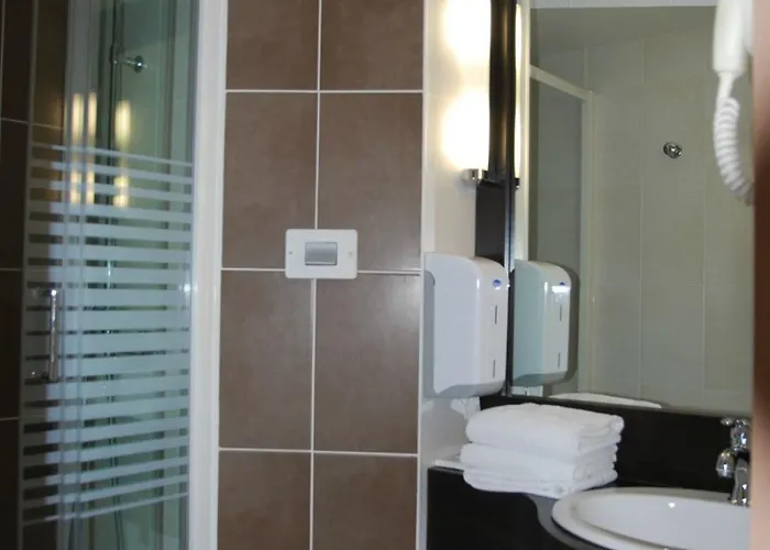 Hotel Kyriad - Netreville Evreux