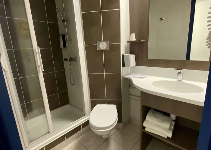 Hotel Kyriad - Netreville 3*