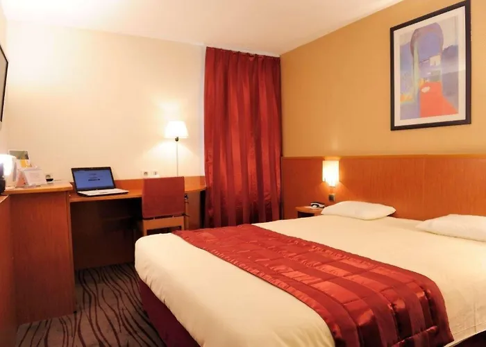 Kyriad - Netreville 3*