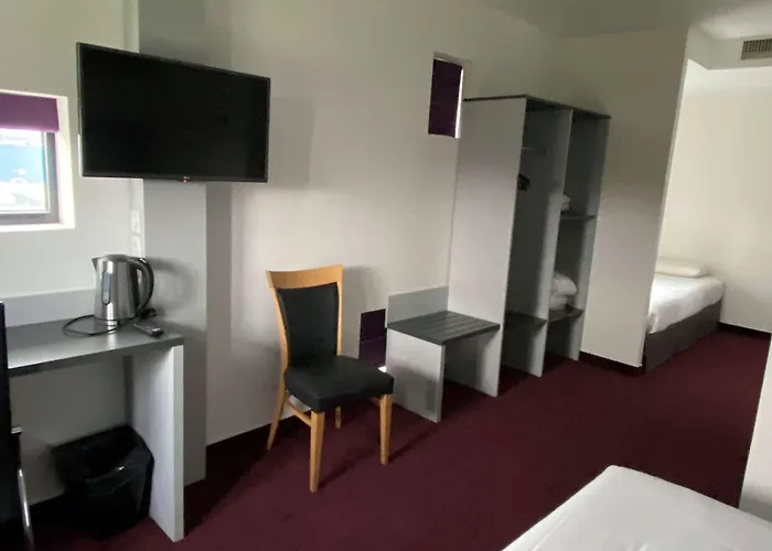 Kyriad - Netreville 3* Evreux